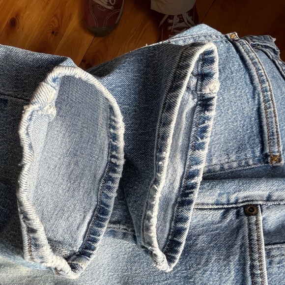 Lee Rider jeans. Weathered and worn. Size 10petite. - Picture 10 of 10